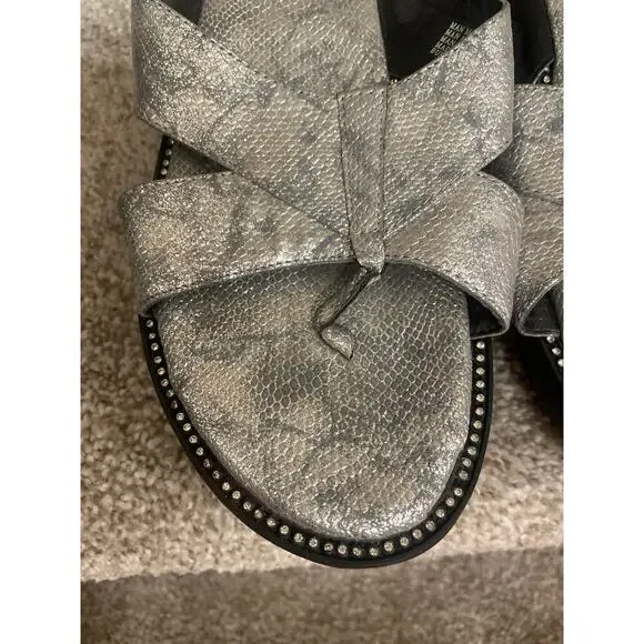 NWOT Yellow Box Silver Burke Wedge Thong Rhinestone Sandal, 9.5 - Picture 3 of 7